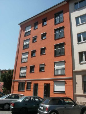 2 Zimmer Wohnung mit Balkon in Frankfurt Bornheim