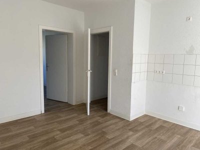 Bezugsfrei sofort! Geräumige 2 Zimmerwohnung in Düsseldorf-Vennhausen