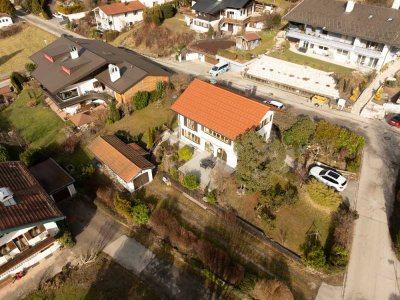 In beliebter Wohnlage: Sonniges 1-Familienhaus mit unverbaubarem Bergblick in Ruhpolding