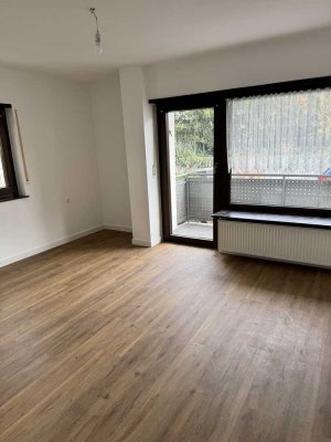 Geschmackvolle 3-Raum-Wohnung mit Balkon, Terrasse und Einbauküche in Wiesloch