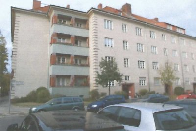 Charmante 2-Zimmer-Wohnung mit Süd-Loggia und Wohnküche in ruhiger Lage –Kapitalanlage mit Potenzial