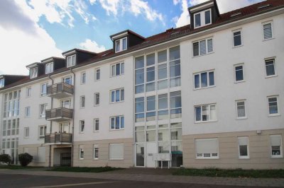 Gepflegte 3-Zi.-Maisonette mit Balkon, Fahrstuhl und TG-Stellplatz in Top-Lage