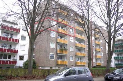 Schöne Eigentumswohnung mit Tiefgaragenstellplatz in guter Lage in 33605 Bielefeld-Stieghorst