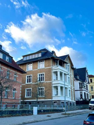 Moderne und luxuriöse 4-Raum-Wohnung mit Balkon in Blankenburg