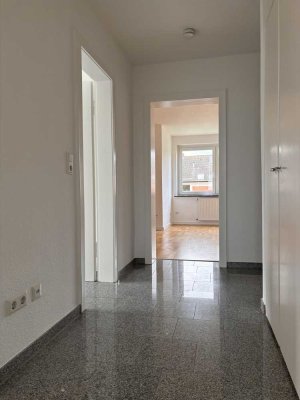 *Großzügige 3-Zimmer-Wohnung in Hannover-Herrenhausen-Stöcken*