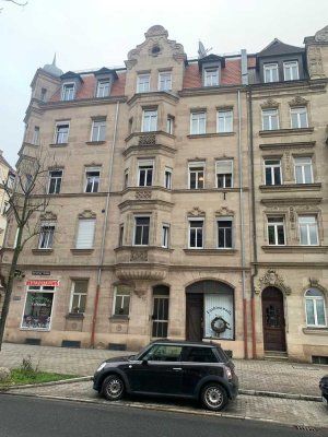 Schöne 3-Zimmer-Jugendstil-Wohnung mit Balkon in der Nähe des Stadtparks