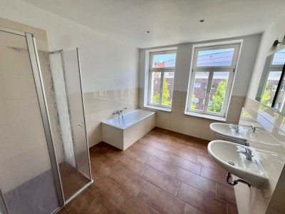 ***Moderne 3-RWG mit DECKENSPOTS, BALKON UND GROßEN TAGESLICHTBAD MIT WANNE UND DUSCHE ***WE08***