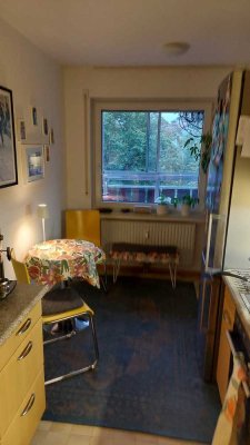 Nachmieter für sehr ruhige, großzügige 3 Zimmer-Wohnung gesucht