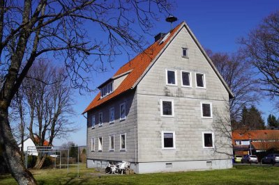 Stettiner Str. 16 helle 2 ZKB Wohnung im 2.OG links