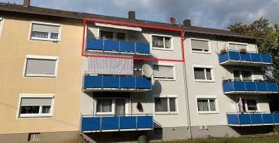 3-Zimmer-Wohnung mit Einbauküche, im 2.OG mit Balkon in ruhiger Lage in Nürtingen-Oberensingen