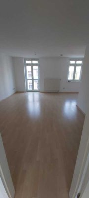 ++3-Zimmer-Wohnung mit Balkon in Zwickau++