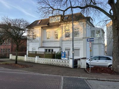 Schicke Wohnung in Stadtvilla, DG. 45 qm, beste & zentrale Lage