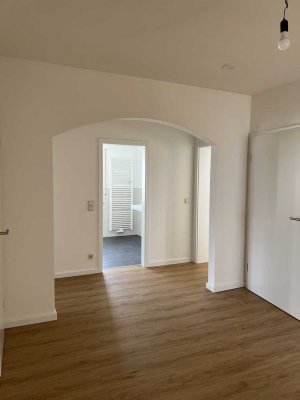 Attraktive 4-Zimmer-Wohnung mit Balkon in Heddesheim