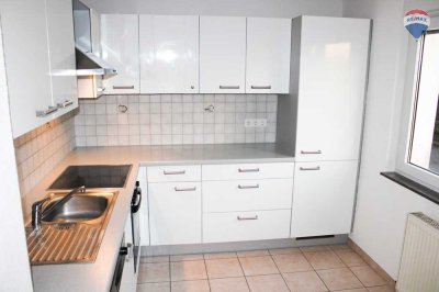 Zentrale 3 ZI WHG mit Balkon und Carport in Friedlingen. Renoviert und bezugsbereit!