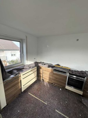 Kernsanierte 4-Zimmer-Wohnung mit gehobener Innenausstattung mit EBK in Binswangen