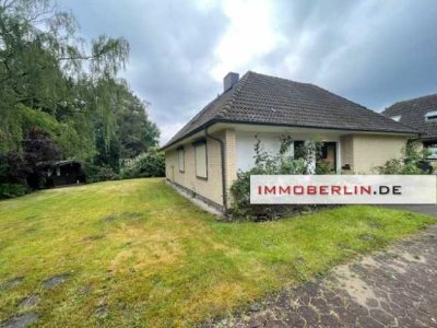 IMMOBERLIN.DE - Attraktives Einfamilienhaus mit Südterrassen & Garage  im Hamburger Speckgürtel