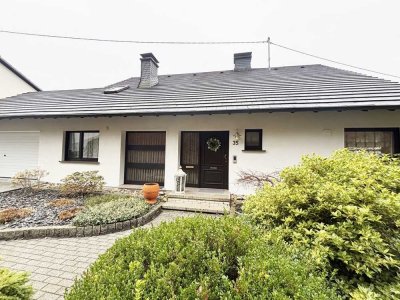 Modernes Einfamilienhaus mit Einliegerwohnung in Gosenbach