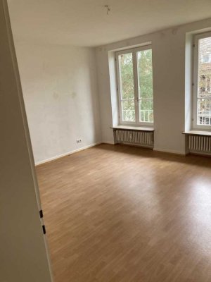 Sehr schöne Wohnung in ruhiger Lage von Scheidt (Uni Nähe), Eichendorffstraße 13