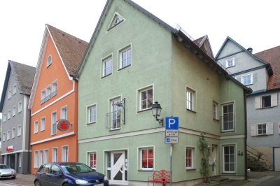 Attraktives Stadthaus mit Loggia + PKW-Stellpl. in Niedernhall