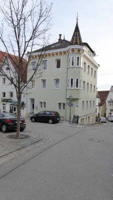 Helle, renovierte 2-Zi.-Wohnung im Zentrum