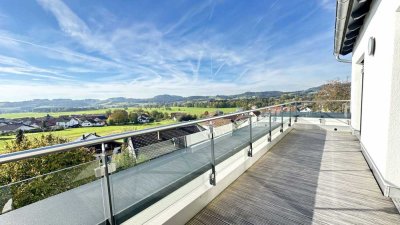 Neue Penthouse-Dachterrassenwohnung mit Panoramablick in ruhiger Lage