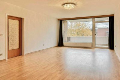 Charmante und sonnige 3-Zimmer-Wohnung mit Südwest Balkon und Garage in Oststeinbek!