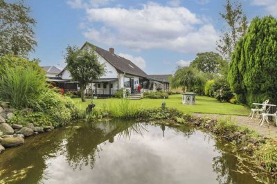 Großes Einfamilienhaus in Feldrandlage mit einem traumhaften Garten