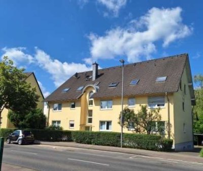 Kapitalanlage mit Top Rendite!  Sehr schöne 2-Zimmer Souterrain- Wohnung nahe Zentrum!