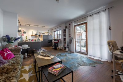 PROVISIONSFREI! Exklusive 2-Zimmer-Wohnung mit großer Südterrasse