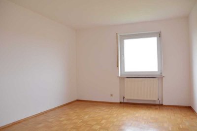 Schöne 2,5-Zimmer-DG-Wohnung mit EBK in Wörrstadt