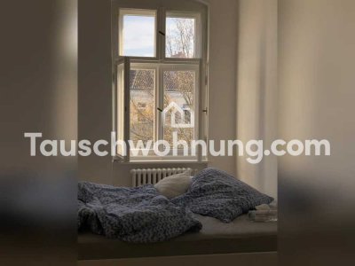 Tauschwohnung: Geräumiger renovierter Altbau im Hinterhaus am Tegeler See