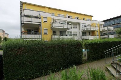 Geschmackvolles 4-Zimmer-Penthouse mit großer Dachterrasse und 2 TG Stellplätzen