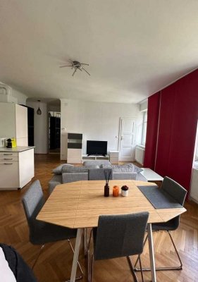 Stilvolle, modernisierte 2-Zimmer-Wohnung mit EBK in Schwäbisch Gmünd