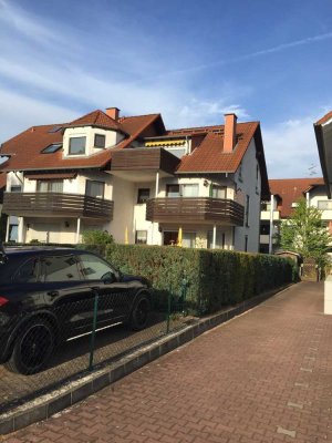 Traum-Dachstudiowohnung in begehrter Lage  Obertshausen / Hausen Luxus + 35m2 Nutzfläche