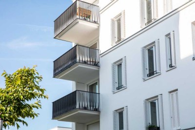 Helle 2-Zi-Whg. mit Sonnenbalkon und Einbauküche im mediterraner Wohnanlage