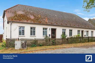 Charmantes Zweifamilienhaus mit Hof bestehend aus 3 Gebäuden in Lindow