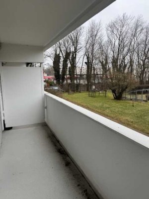 Brück Immobilien - *ERBBAU* Freie 3 Zi.-Eigentumswohnung mit Loggia