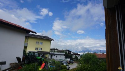 MÖBLIERTE WOHNUNG MIT BALKON, GARAGE, AAP UND ALLGEMEINGARTEN AXAMS