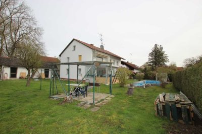 Zweifamilienhaus in schöner Siedlungslage - sofort beziehbar - nicht vermietet - 558