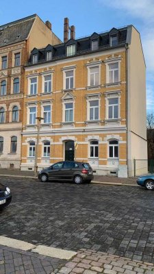 Großzügige 4-R-Wohnung