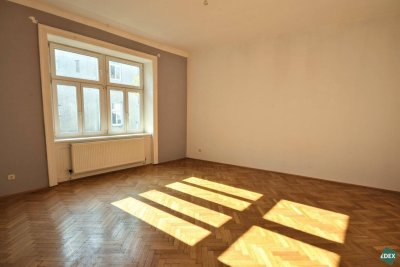 Absolute Ruhelage: Schöner 1,5 Zimmer-Altbau auf der Gentzgasse