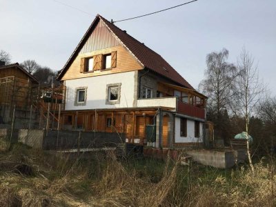 Gepflegtes , grundrenoviertes Einfamilienhaus mit Nebengelass und Garage