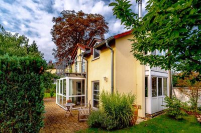 Charmantes Kleinod in DD-Briesnitz mit Garten und Carport - ideal für Paare oder kleine Familien!