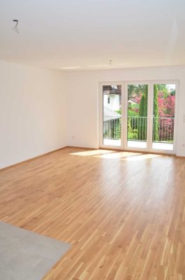 Exklusive 3-Zimmer-Obergeschosswohnung mit Balkon – Neubau –