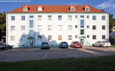 3 Raum-Wohnung im Erdgeschoss mit Balkon!