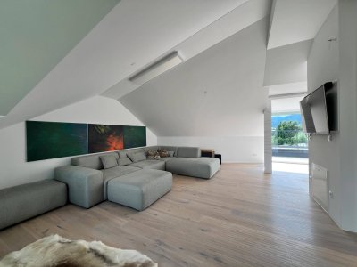 Neuwertige, traumhafte Maisonette-Dachgeschosswohnung mit sehr geringen Betriebskosten