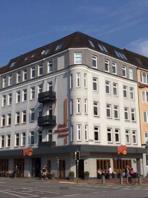 Altbau- Wohnung in der Holtenauer, nahe Förde- Kiellinie