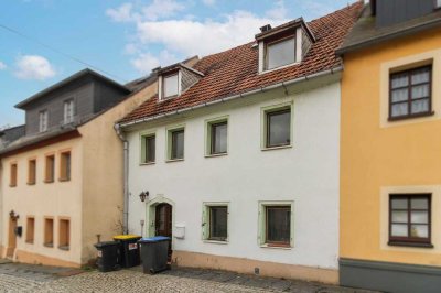 Sanierungsobjekt mit Garten in zentraler Lage von Oederan