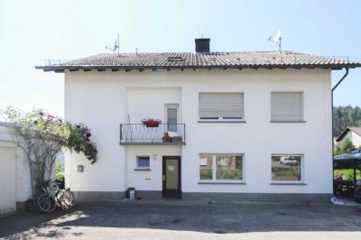 Gepflegtes Apartment mit Terrasse und Garten