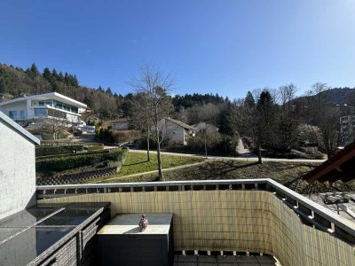 Bezugsfreie, moderne 3-Zimmer-Wohnung mit Balkon in ruhiger Lage von Waldkirch